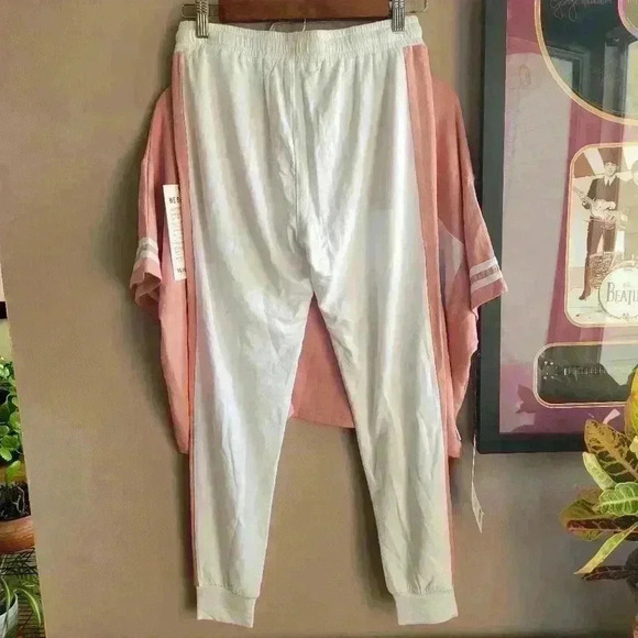 Brand New THE LAUNDRY ROOM Women's Set T shirt/Pants Size XS Pink White ROSÉ - Picture 8 of 12